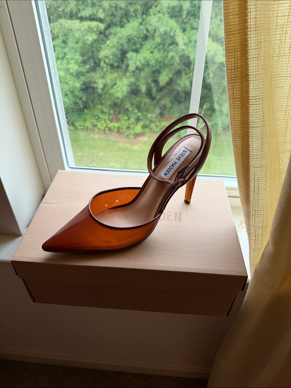 Steve Madden Brown Strappy Heels